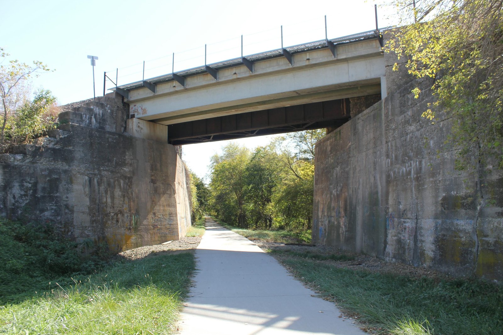 Overview of north track span
